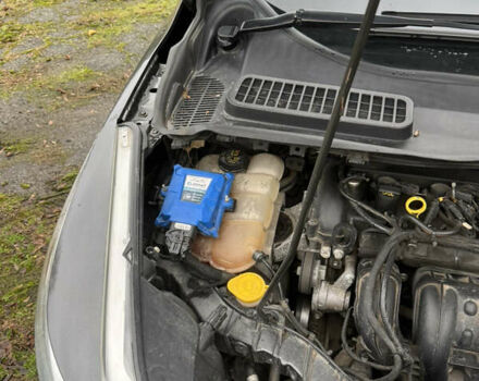 Серый Форд Эскейп, объемом двигателя 2.5 л и пробегом 165 тыс. км за 11333 $, фото 39 на Automoto.ua