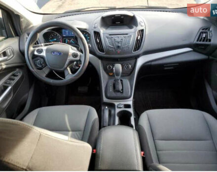 Серый Форд Эскейп, объемом двигателя 1.6 л и пробегом 180 тыс. км за 10000 $, фото 7 на Automoto.ua