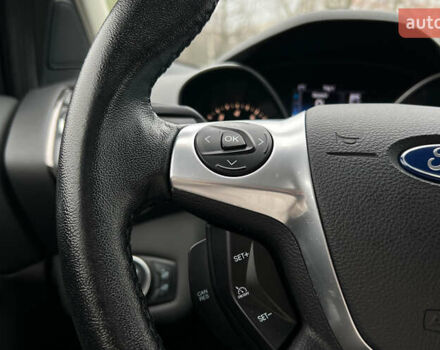 Серый Форд Эскейп, объемом двигателя 2 л и пробегом 124 тыс. км за 13500 $, фото 10 на Automoto.ua