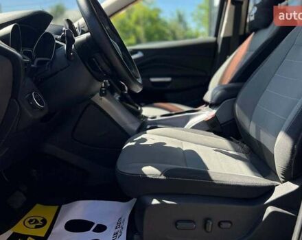 Сірий Форд Ескейп, об'ємом двигуна 2 л та пробігом 177 тис. км за 12900 $, фото 9 на Automoto.ua