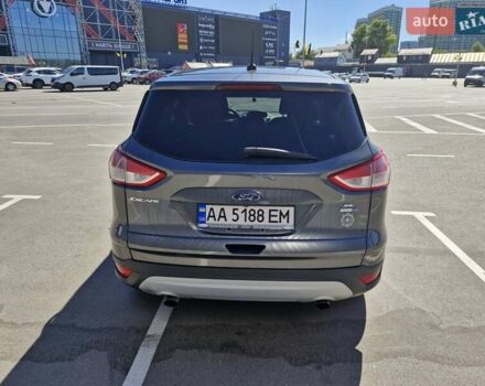 Серый Форд Эскейп, объемом двигателя 1.6 л и пробегом 127 тыс. км за 8300 $, фото 4 на Automoto.ua