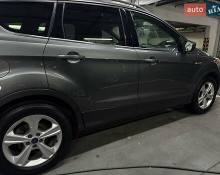 Форд Эскейп 2015 в Киеве на Automoto.ua Серый Форд Эскейп, объемом двигателя 2 л и пробегом 239 тыс. км за 13222 $, фото 31 на Automoto.ua