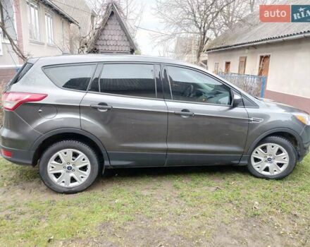 Серый Форд Эскейп, объемом двигателя 2.49 л и пробегом 220 тыс. км за 10500 $, фото 2 на Automoto.ua
