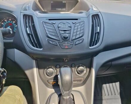 Серый Форд Эскейп, объемом двигателя 2 л и пробегом 170 тыс. км за 12900 $, фото 6 на Automoto.ua