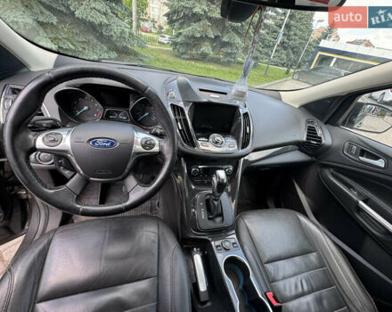 Форд Эскейп 2015 в Ивано-Франковске на Automoto.ua Серый Форд Эскейп, объемом двигателя 2 л и пробегом 252 тыс. км за 11800 $, фото 17 на Automoto.ua
