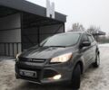 Сірий Форд Ескейп, об'ємом двигуна 2 л та пробігом 178 тис. км за 10500 $, фото 1 на Automoto.ua