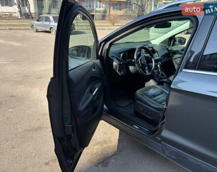 Серый Форд Эскейп, объемом двигателя 2 л и пробегом 200 тыс. км за 12500 $, фото 8 на Automoto.ua
