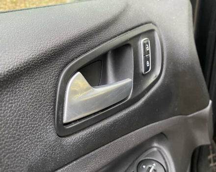 Серый Форд Эскейп, объемом двигателя 2 л и пробегом 309 тыс. км за 11000 $, фото 22 на Automoto.ua