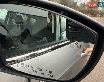 Серый Форд Эскейп, объемом двигателя 2 л и пробегом 150 тыс. км за 12800 $, фото 17 на Automoto.ua