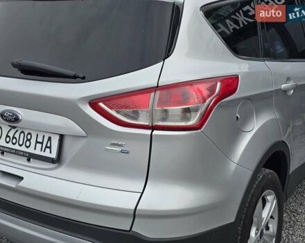 Серый Форд Эскейп, объемом двигателя 2 л и пробегом 220 тыс. км за 11499 $, фото 11 на Automoto.ua