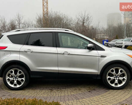 Серый Форд Эскейп, объемом двигателя 2 л и пробегом 124 тыс. км за 13500 $, фото 7 на Automoto.ua