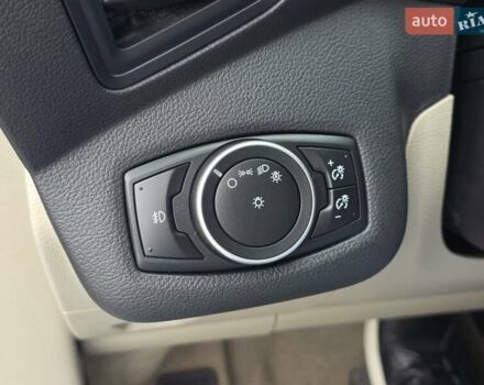 Серый Форд Эскейп, объемом двигателя 2 л и пробегом 220 тыс. км за 11499 $, фото 17 на Automoto.ua