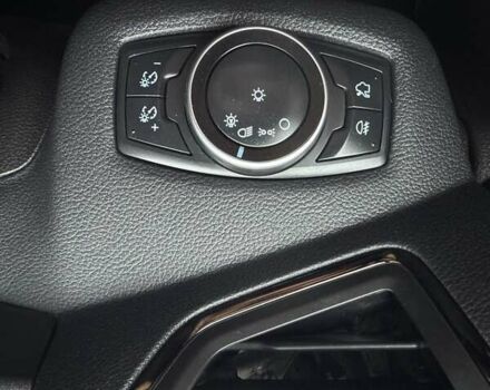 Серый Форд Эскейп, объемом двигателя 2 л и пробегом 150 тыс. км за 12800 $, фото 12 на Automoto.ua