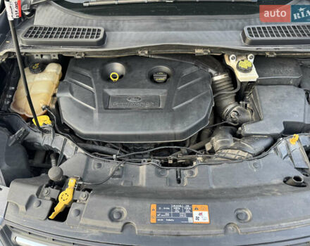 Форд Эскейп 2015 в Житомире на Automoto.ua Серый Форд Эскейп, объемом двигателя 2 л и пробегом 230 тыс. км за 12500 $, фото 10 на Automoto.ua