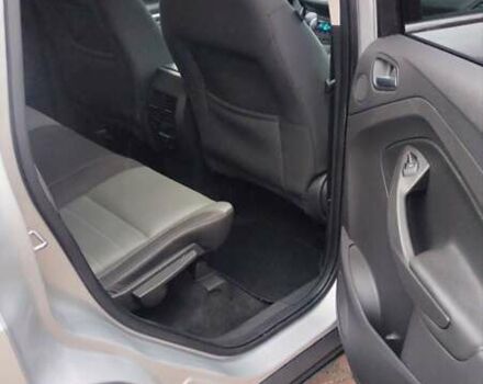 Серый Форд Эскейп, объемом двигателя 1.6 л и пробегом 206 тыс. км за 12250 $, фото 3 на Automoto.ua