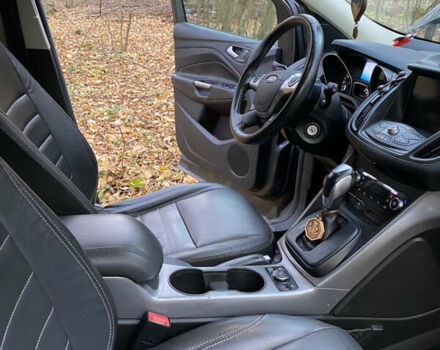 Серый Форд Эскейп, объемом двигателя 2 л и пробегом 309 тыс. км за 11000 $, фото 11 на Automoto.ua