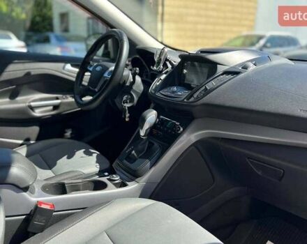 Сірий Форд Ескейп, об'ємом двигуна 2 л та пробігом 177 тис. км за 12900 $, фото 18 на Automoto.ua