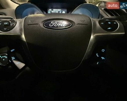 Форд Эскейп 2015 в Киеве на Automoto.ua Серый Форд Эскейп, объемом двигателя 2 л и пробегом 239 тыс. км за 13222 $, фото 8 на Automoto.ua