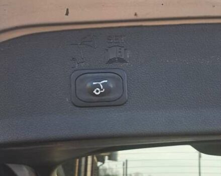 Серый Форд Эскейп, объемом двигателя 2 л и пробегом 129 тыс. км за 13299 $, фото 8 на Automoto.ua