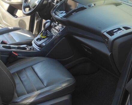 Серый Форд Эскейп, объемом двигателя 2 л и пробегом 106 тыс. км за 13500 $, фото 4 на Automoto.ua