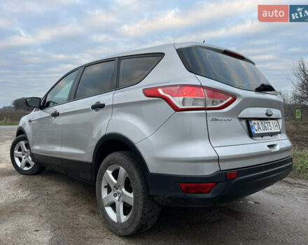 Серый Форд Эскейп, объемом двигателя 2.5 л и пробегом 184 тыс. км за 11500 $, фото 2 на Automoto.ua