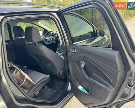 Форд Эскейп 2015 в Житомире на Automoto.ua Серый Форд Эскейп, объемом двигателя 2 л и пробегом 230 тыс. км за 12500 $, фото 5 на Automoto.ua