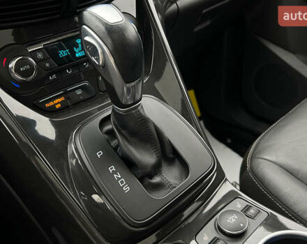 Серый Форд Эскейп, объемом двигателя 2 л и пробегом 124 тыс. км за 13500 $, фото 17 на Automoto.ua