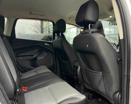 Сірий Форд Ескейп, об'ємом двигуна 2 л та пробігом 176 тис. км за 11800 $, фото 21 на Automoto.ua