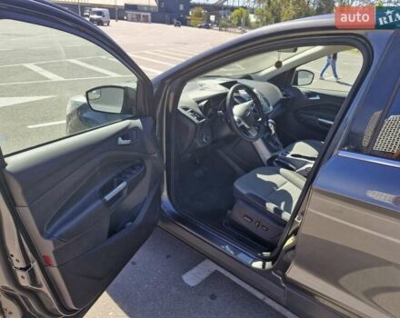 Серый Форд Эскейп, объемом двигателя 1.6 л и пробегом 127 тыс. км за 8300 $, фото 7 на Automoto.ua