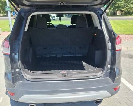 Серый Форд Эскейп, объемом двигателя 2 л и пробегом 170 тыс. км за 12900 $, фото 14 на Automoto.ua