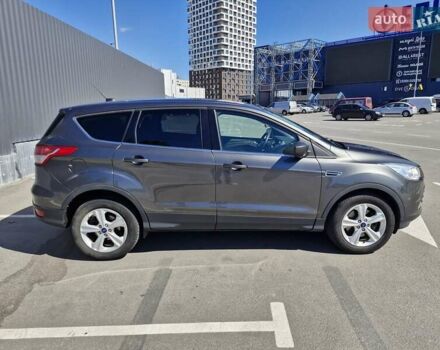 Серый Форд Эскейп, объемом двигателя 1.6 л и пробегом 127 тыс. км за 8300 $, фото 3 на Automoto.ua