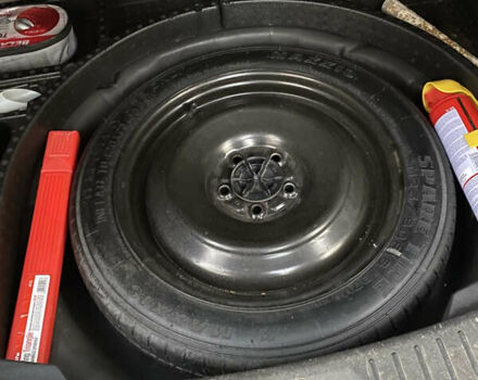 Серый Форд Эскейп, объемом двигателя 2 л и пробегом 309 тыс. км за 11000 $, фото 9 на Automoto.ua