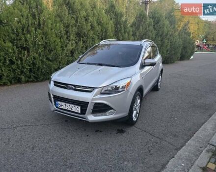Серый Форд Эскейп, объемом двигателя 2 л и пробегом 150 тыс. км за 13400 $, фото 2 на Automoto.ua