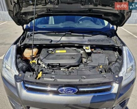 Серый Форд Эскейп, объемом двигателя 1.6 л и пробегом 127 тыс. км за 8300 $, фото 24 на Automoto.ua