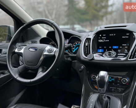 Серый Форд Эскейп, объемом двигателя 2 л и пробегом 124 тыс. км за 13500 $, фото 21 на Automoto.ua