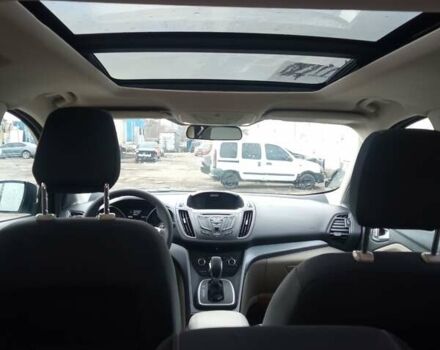 Сірий Форд Ескейп, об'ємом двигуна 2 л та пробігом 208 тис. км за 11800 $, фото 3 на Automoto.ua