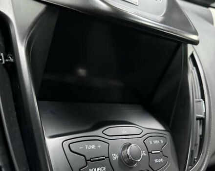 Форд Эскейп 2015 в Киеве на Automoto.ua Серый Форд Эскейп, объемом двигателя 2 л и пробегом 239 тыс. км за 13222 $, фото 20 на Automoto.ua