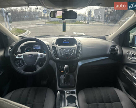 Сірий Форд Ескейп, об'ємом двигуна 2 л та пробігом 190 тис. км за 9800 $, фото 8 на Automoto.ua