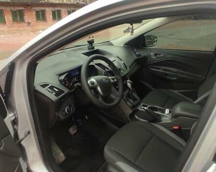 Серый Форд Эскейп, объемом двигателя 2.5 л и пробегом 179 тыс. км за 11500 $, фото 9 на Automoto.ua