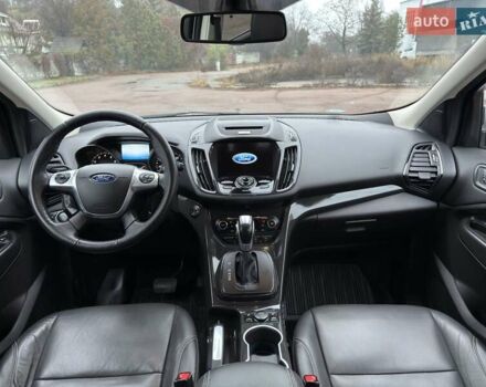 Серый Форд Эскейп, объемом двигателя 2 л и пробегом 150 тыс. км за 12800 $, фото 20 на Automoto.ua