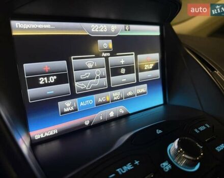 Форд Эскейп 2015 в Киеве на Automoto.ua Серый Форд Эскейп, объемом двигателя 2 л и пробегом 239 тыс. км за 13222 $, фото 1 на Automoto.ua