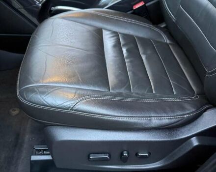 Серый Форд Эскейп, объемом двигателя 2 л и пробегом 125 тыс. км за 12000 $, фото 9 на Automoto.ua