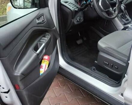 Серый Форд Эскейп, объемом двигателя 1.6 л и пробегом 206 тыс. км за 12250 $, фото 16 на Automoto.ua