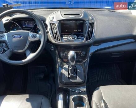 Форд Эскейп 2015 в Киеве на Automoto.ua Серый Форд Эскейп, объемом двигателя 2 л и пробегом 140 тыс. км за 11600 $, фото 11 на Automoto.ua