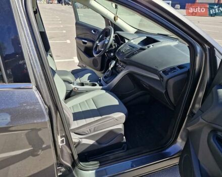 Серый Форд Эскейп, объемом двигателя 1.6 л и пробегом 127 тыс. км за 8300 $, фото 15 на Automoto.ua