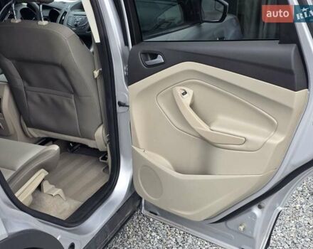 Серый Форд Эскейп, объемом двигателя 2 л и пробегом 220 тыс. км за 11499 $, фото 27 на Automoto.ua