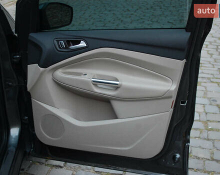 Сірий Форд Ескейп, об'ємом двигуна 1.5 л та пробігом 152 тис. км за 13000 $, фото 14 на Automoto.ua