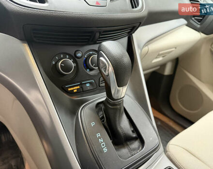 Форд Ескейп 2016 у Хмельницькому на Automoto.ua Сірий Форд Ескейп, об'ємом двигуна 1.6 л та пробігом 62 тис. км за 11800 $, фото 25 на Automoto.ua