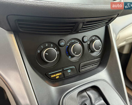 Форд Ескейп 2016 у Хмельницькому на Automoto.ua Сірий Форд Ескейп, об'ємом двигуна 1.6 л та пробігом 62 тис. км за 11800 $, фото 24 на Automoto.ua