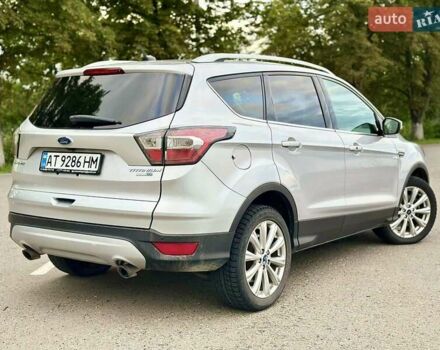 Сірий Форд Ескейп, об'ємом двигуна 1.5 л та пробігом 139 тис. км за 12000 $, фото 7 на Automoto.ua